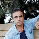 artist image Kutsi ft. Meral Kendir A. Soz Konusu Ask Kirgin Cicekler (BRB) Mavi