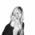 artist image (Rington) Fergie Life Goes On - Rington.Org Double Dutchess (Deluxe Visual Experience)