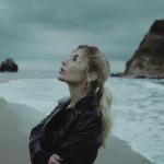 artist image İrem Derici Bazı Aşklar Yarım Kalmalı (En Baştan) Bazı Aşklar Yarım Kalmalı - Single