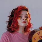 artist image алёна швец. молоко КОРОЛЕВА ОТСТОЯ